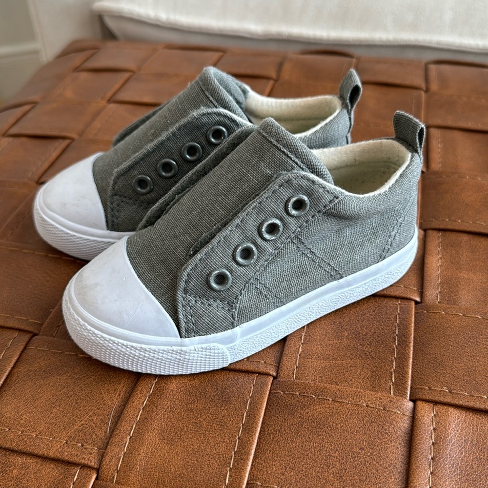 Slide on shoes